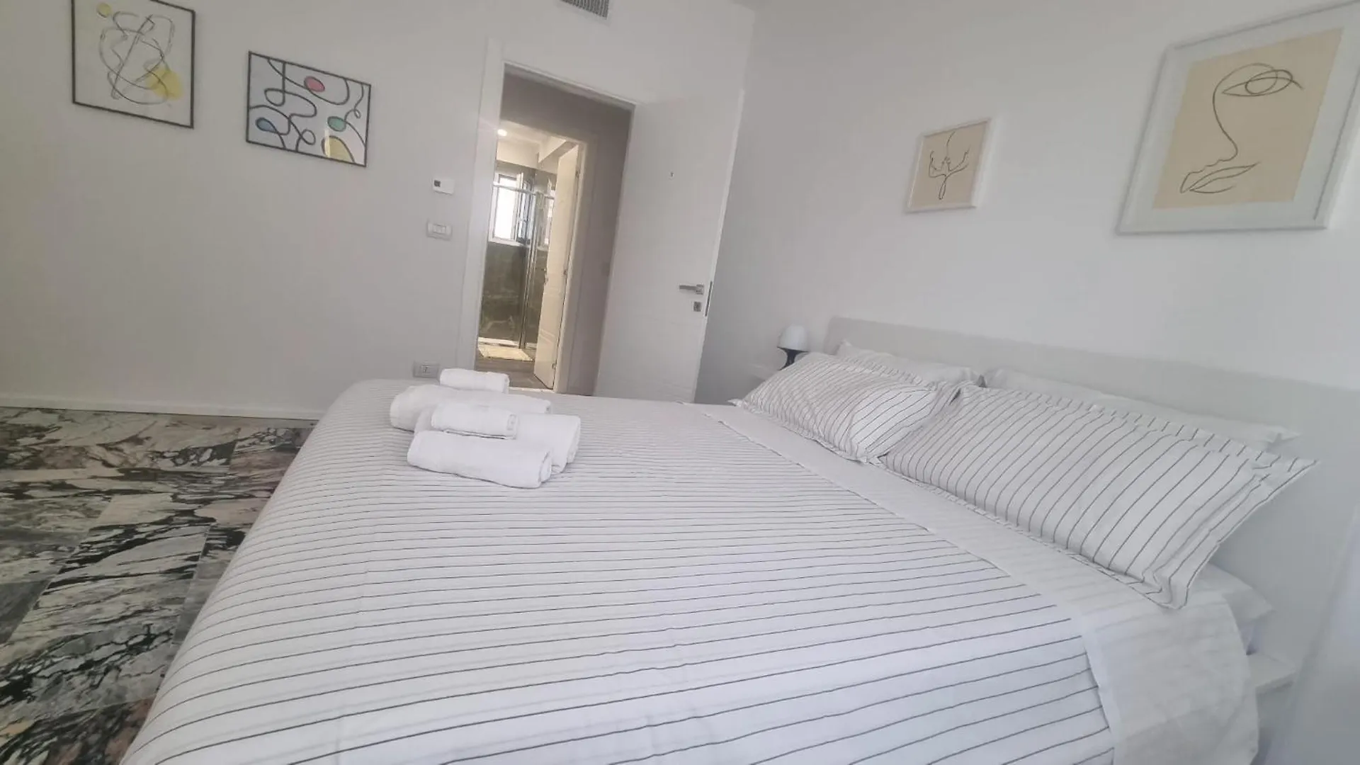 Repubblica Rooms Bari