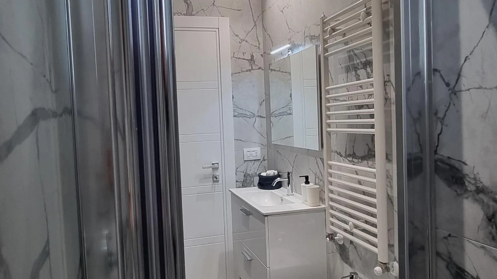 Bed & Breakfast Repubblica Rooms Bari Italy